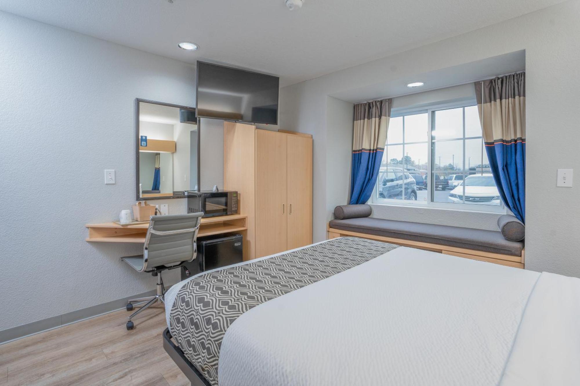 Microtel Inn & Suites By Wyndham Albertville Экстерьер фото